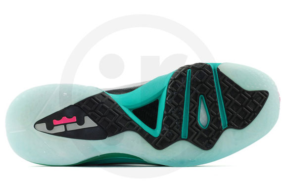 Nike Lebron 9 Ps Elite South Beach New Photos 6