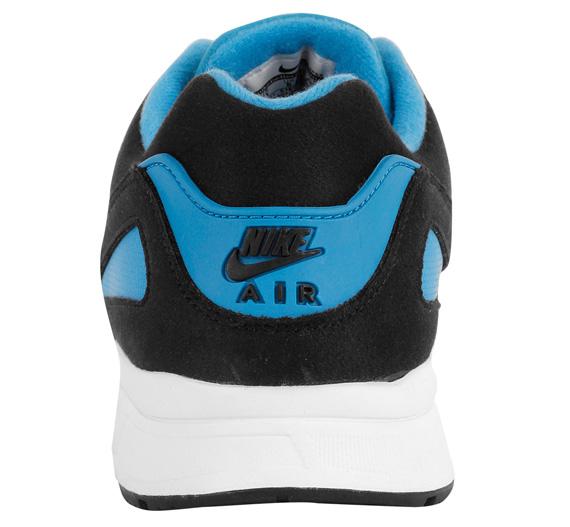Nike Air Current Black Dynamic Blue 4