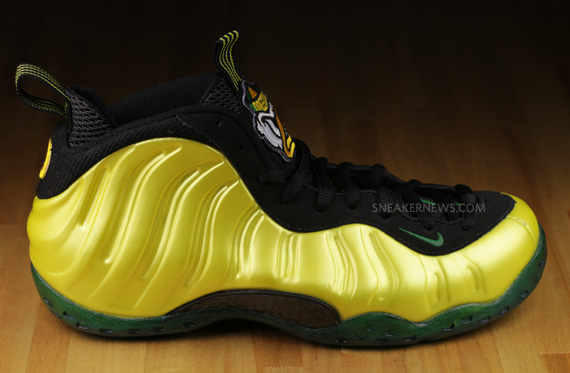 Nike Air Foamposite One Oregon Ducks Customs 17