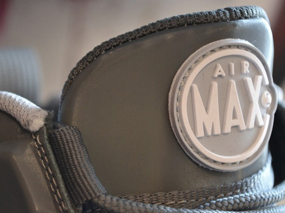 Nike Air Max Barkley 'Stealth'