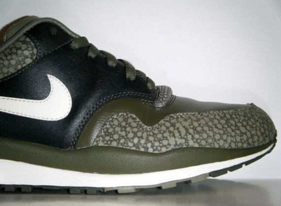 Nike Air Safari LE 'Cargo Khaki'