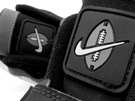 Nike Air Speed Turf Max Grey Black 3