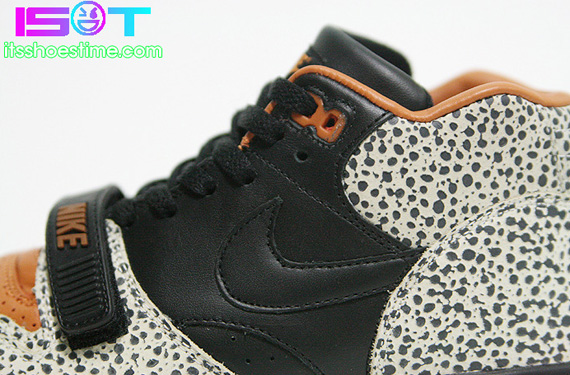 Nike Air Trainer 1 Safari Qs Detailed Images 17