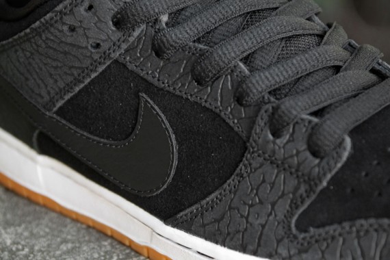 Nike SB Dunk Low ‘Nontourage’ – Arriving at US Retailers