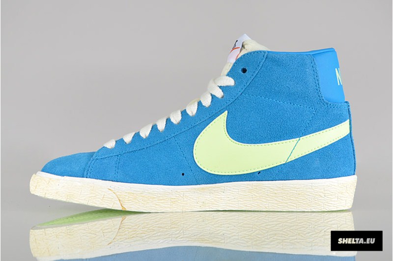 Nike Wmns Blazer High Suede Vntg Neptune Blue Liquid Lime Sail 1