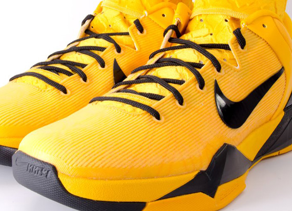 Nike Zoom Kobe VII iD - Kobe Bryant Yellow/Black Playoff PE