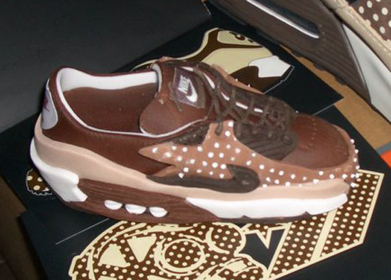 Footpatrol Air Max 90 Cake