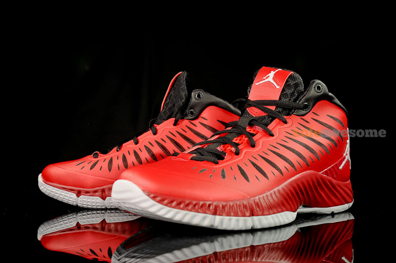 Jordan Super Fly Varsity Red White Black Varsity Crimson 3