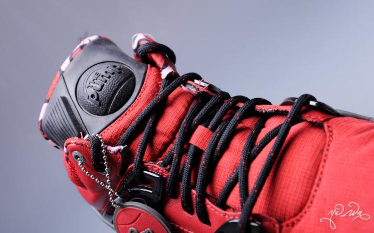 Marvel X Reebok Pump Omni Lite Deadpool 06