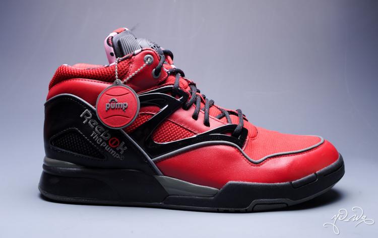 Marvel X Reebok Pump Omni Lite Deadpool 09