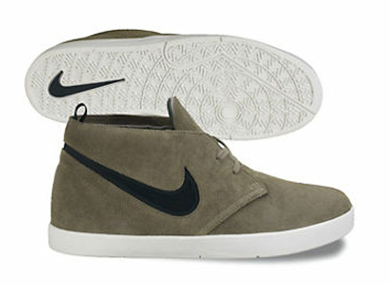 Nike Hybred Boot 1