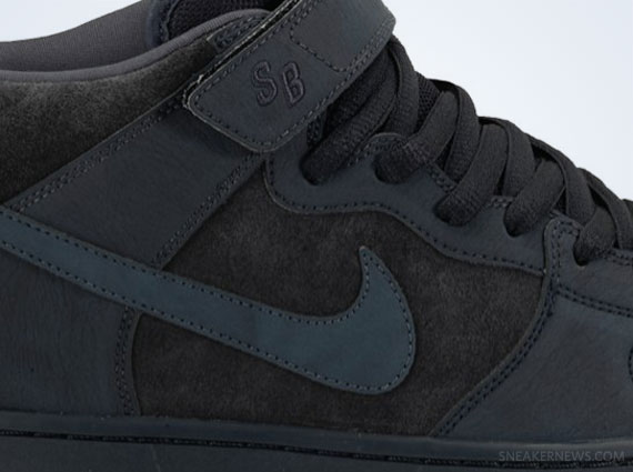 Nike SB Dunk Mid – Dark Obsidian – Thunder | July 2012