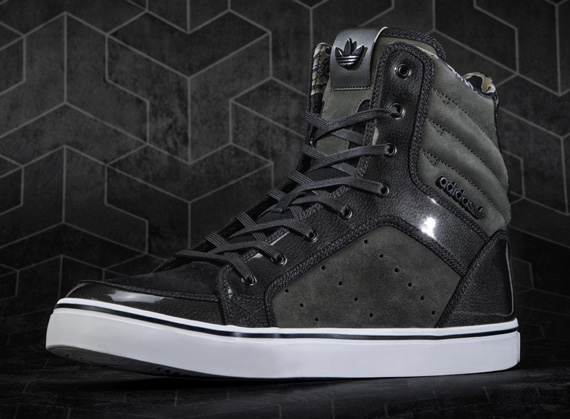 Adidas Chizzle Hi 5