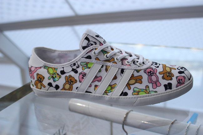 Jeremy Scott Adidas Originals Spring Summer 2013 13