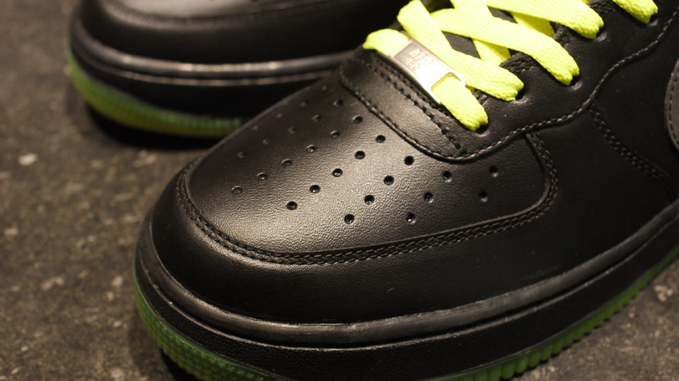 Nike Air Force 1 High Black Volt 5