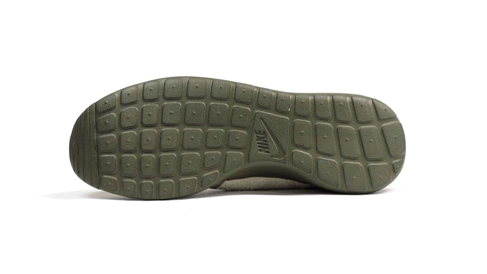Nike Roshe Run Premium Sandtrap Medium Olive Volt 5