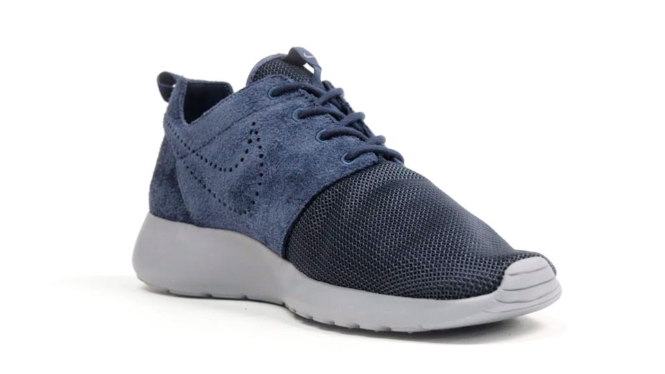 Nike Roshe Run Premium Thunder Blue Stealth 4