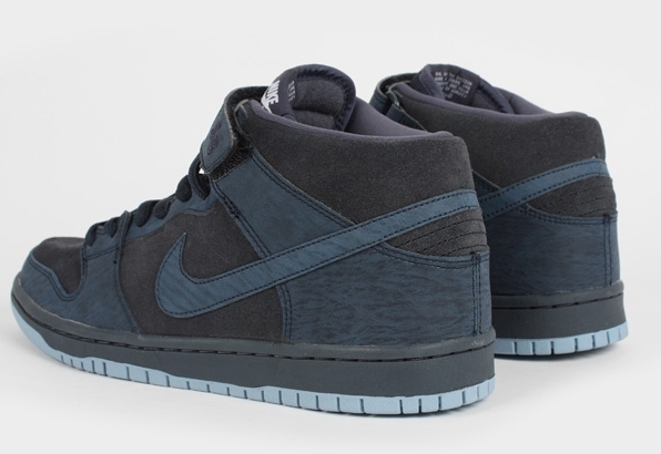 Nike Sb Dunk Mid Dark Obsidian Thunder Black 03