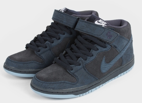 Nike Sb Dunk Mid Dark Obsidian Thunder Black 04