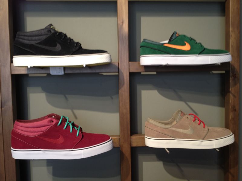 Nike Spring 2013 Bright Tradeshow 02
