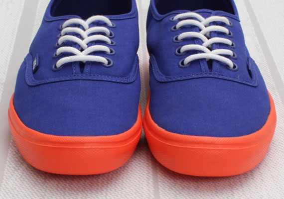 Vans Pop Authentic Lite