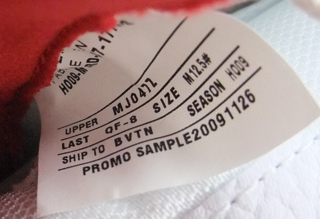 Air Jordan Xii Mike Bibby Hawks Pe 02