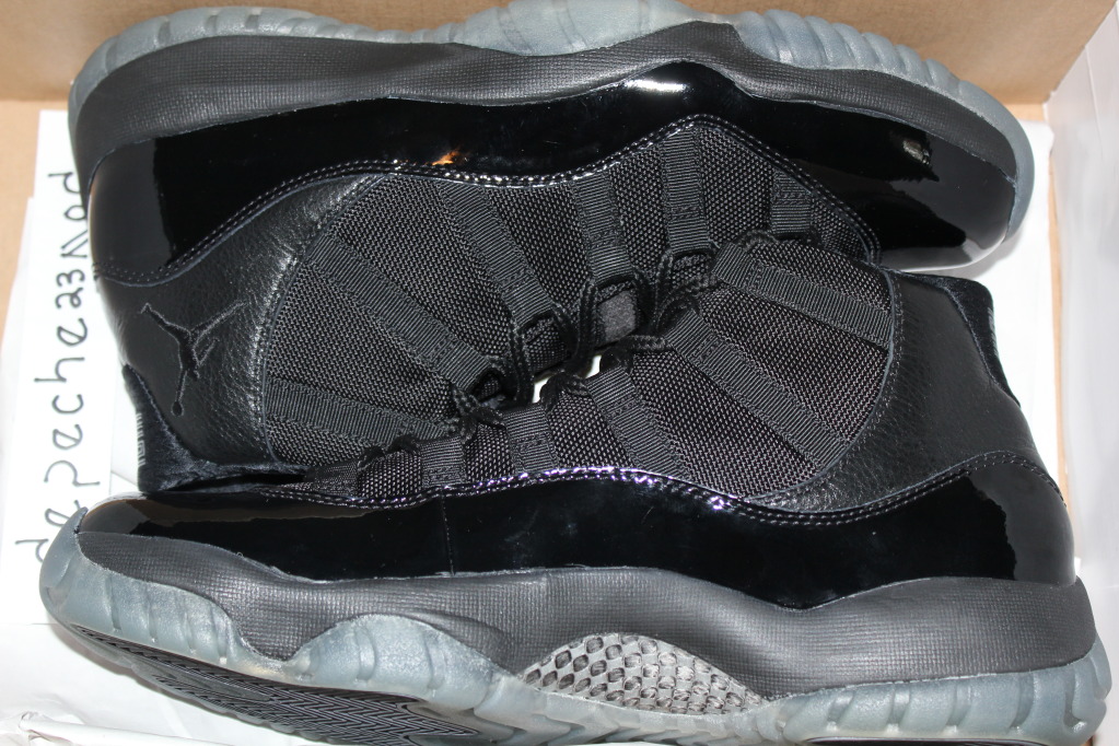 Blackout Air Jordan Xi 23