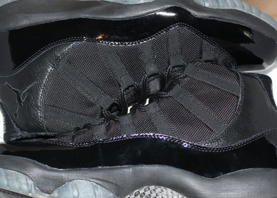 "Blackout" Air Jordan XI