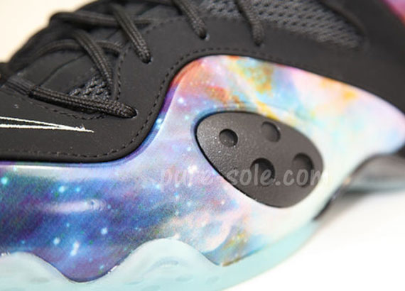 "Galaxy" Nike Zoom Rookie