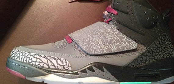 Jordan Son Of Mars Dark Grey University Gold Bordeaux 5