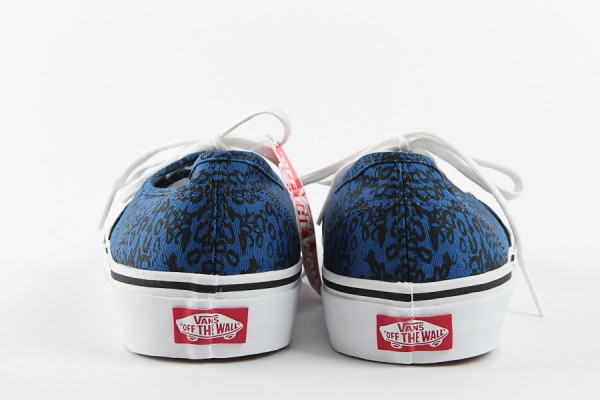 Kenzo Vans Authentic Blue Black Moth 3
