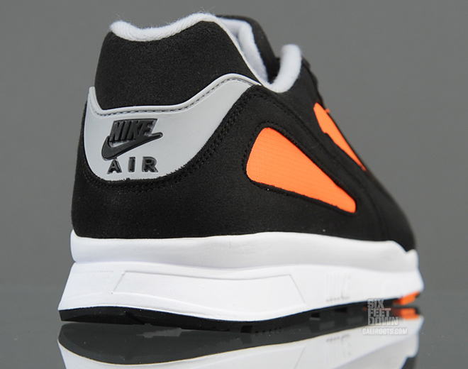 Nike Air Current Black Wolf Grey Total Orange 3