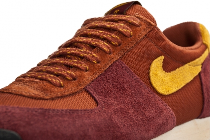 Nike Air Lava Dome 2.4 Henna Dark Gold Leaf Dark Team Red 2