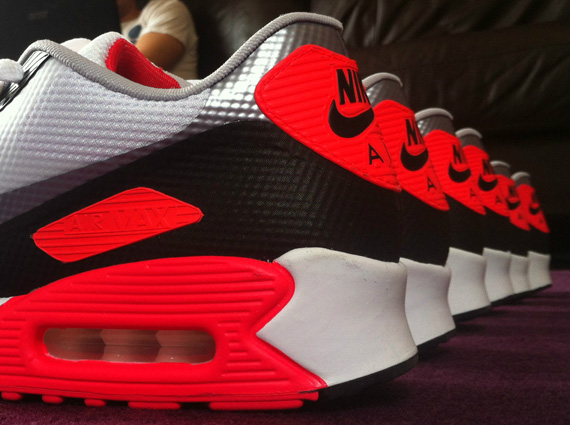 Nike Air Max 90 Hyperfuse "Infrared" - U.S. Release Date
