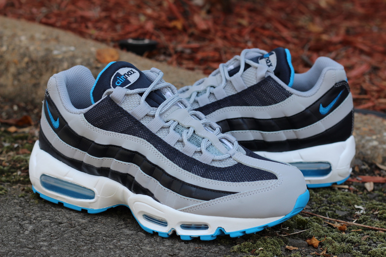Nike Air Max 95 Wolf Grey Dark Obsidian Blue Glow