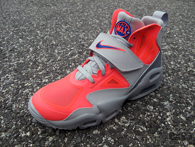 Nike Air Max Express Available 6