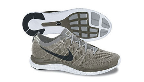 Nike Lunar One Flyknit 22