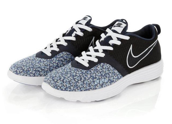 Nike Lunarmtrl Liberty Pepper 1