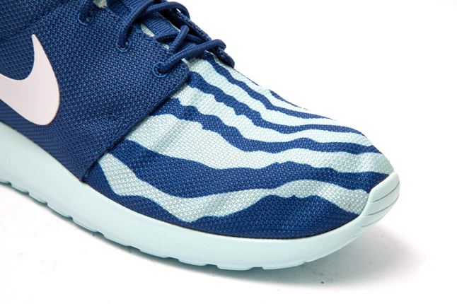 Nike Roshe Run Shorebreak 01