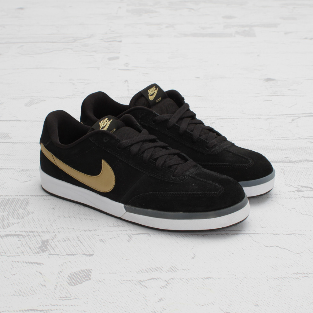 Nike Sb Fc X Fp Takashi 2