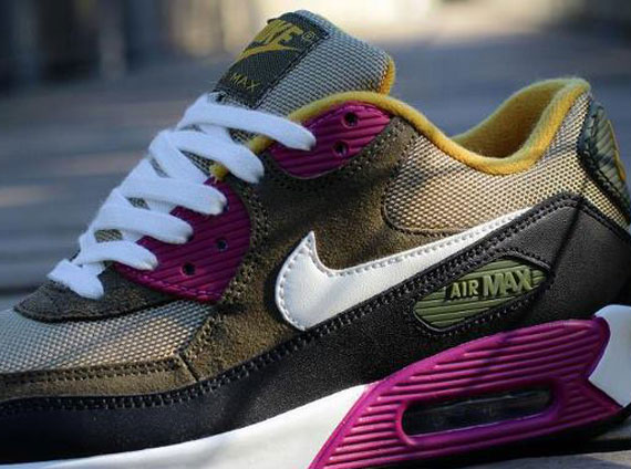 Nike WMNS Air Max 90 “Bamboo”
