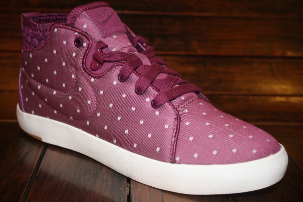 Nike Wmns Kenshin Chukka Txt 3