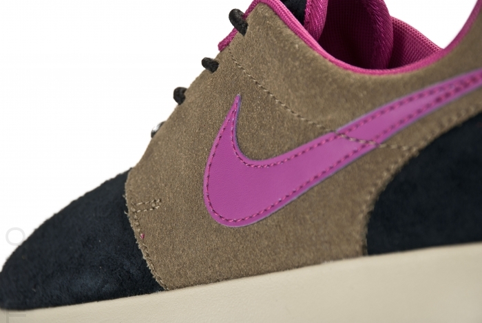 Nike Wmns Roshe Run Premium 4