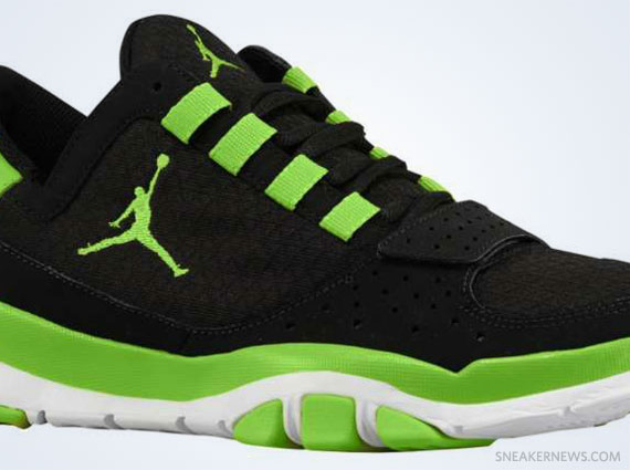 Jordan Trunner Dominate – Black – Brilliant Green – White
