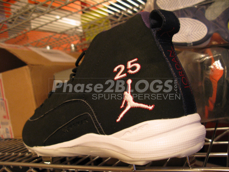Air Jordan Xii Andruw Jones Black Red