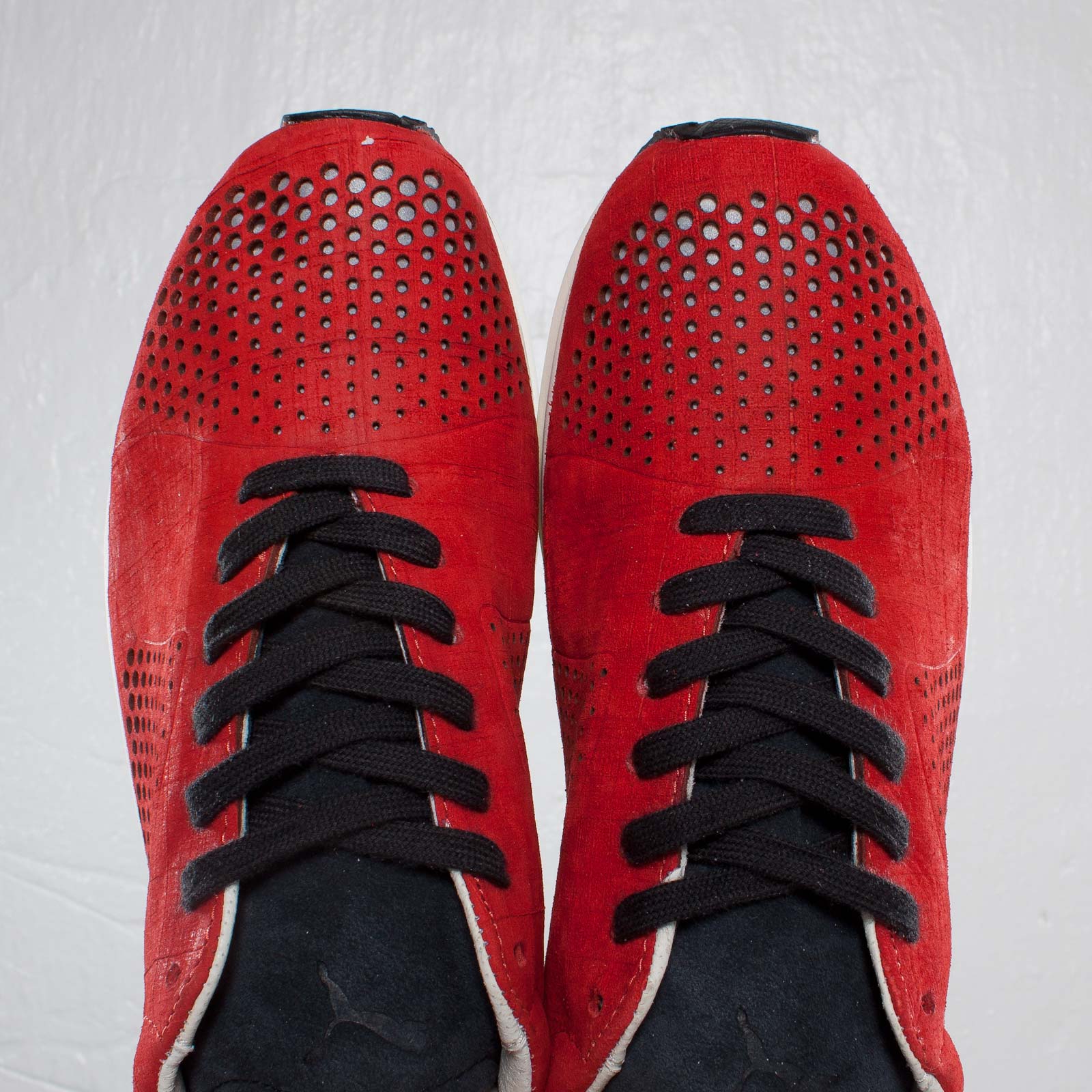 Hussein Chalayan Puma Haast Fall 2012 18