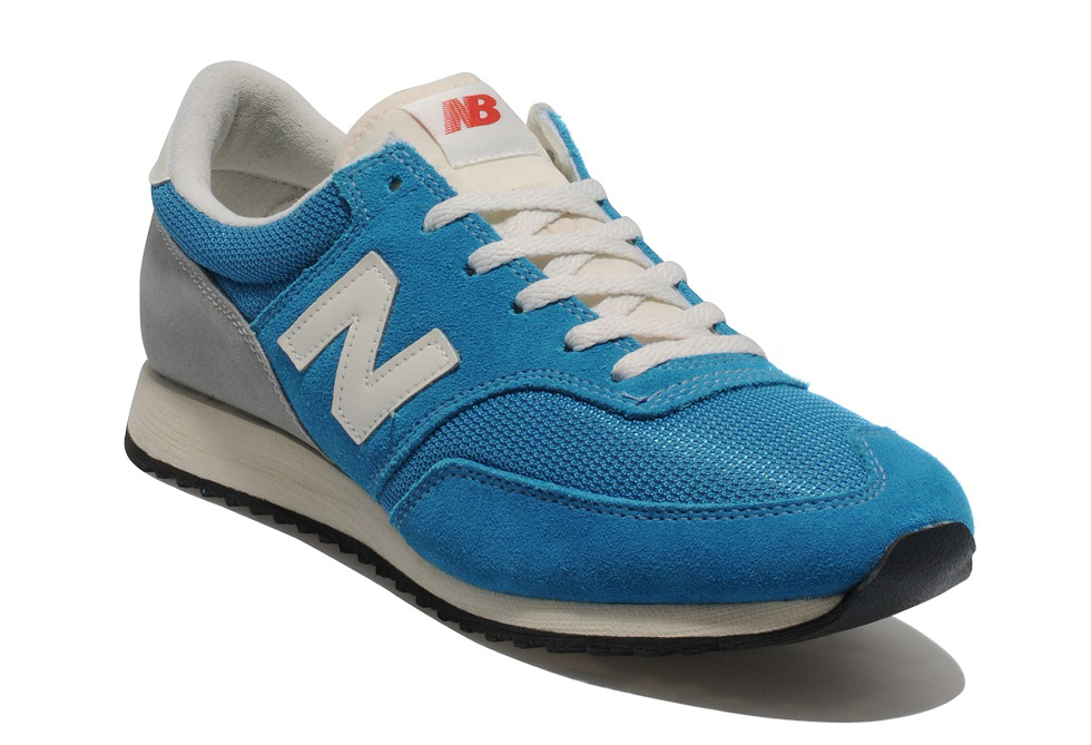 New Balance 620 4