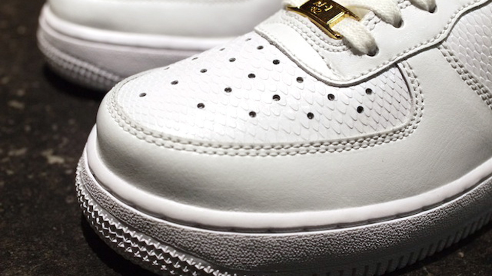 Nike Air Force 1 Low White Metallic Gold 5