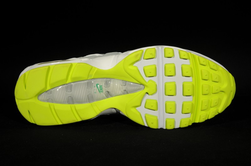 Nike Air Max 95 White Wolf Grey Volt 4
