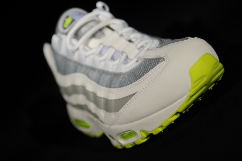 Nike Air Max 95 White Wolf Grey Volt 5